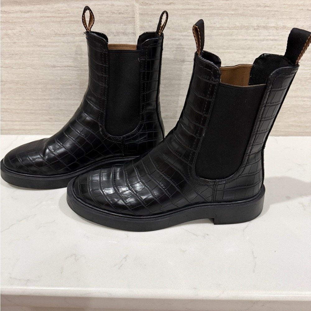 Trench Boots black by h&m size 6